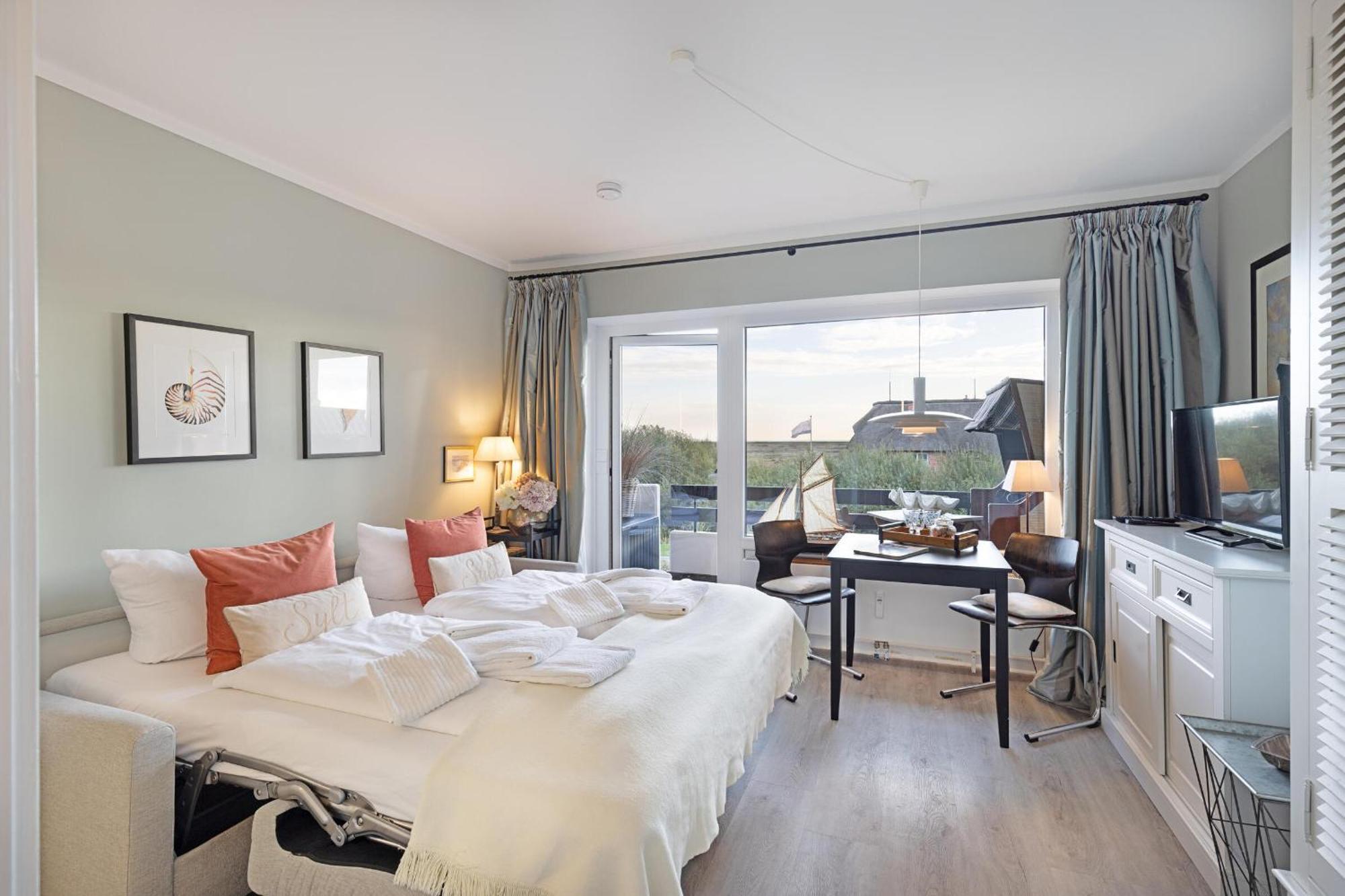Lister Fenne Apartment